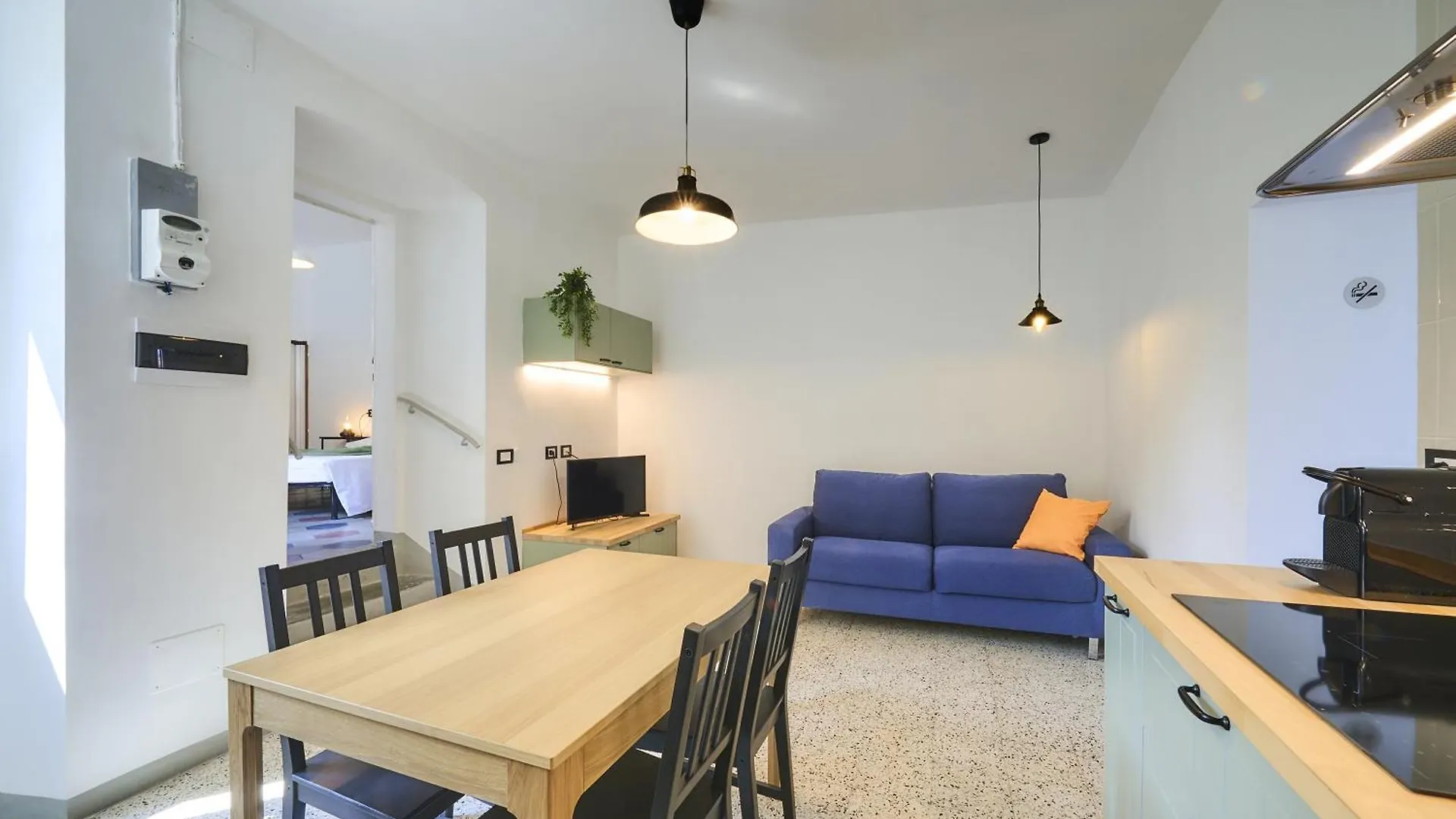 Large Apartment In The Village Near Varenna Perledo