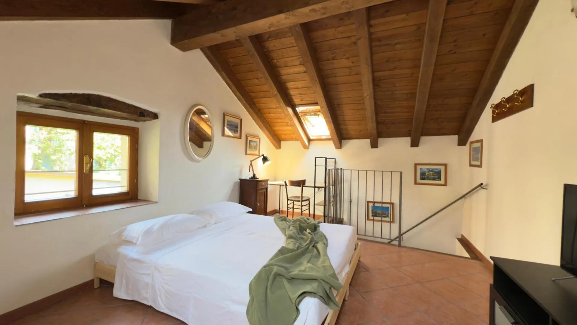 Large Apartment In The Village Near Varenna Perledo 0*,  Ιταλία